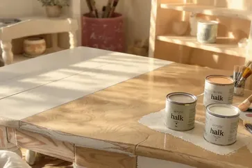 Farba do mebli drewnianych: Kompleksowy przewodnik po wyborze i malowaniu